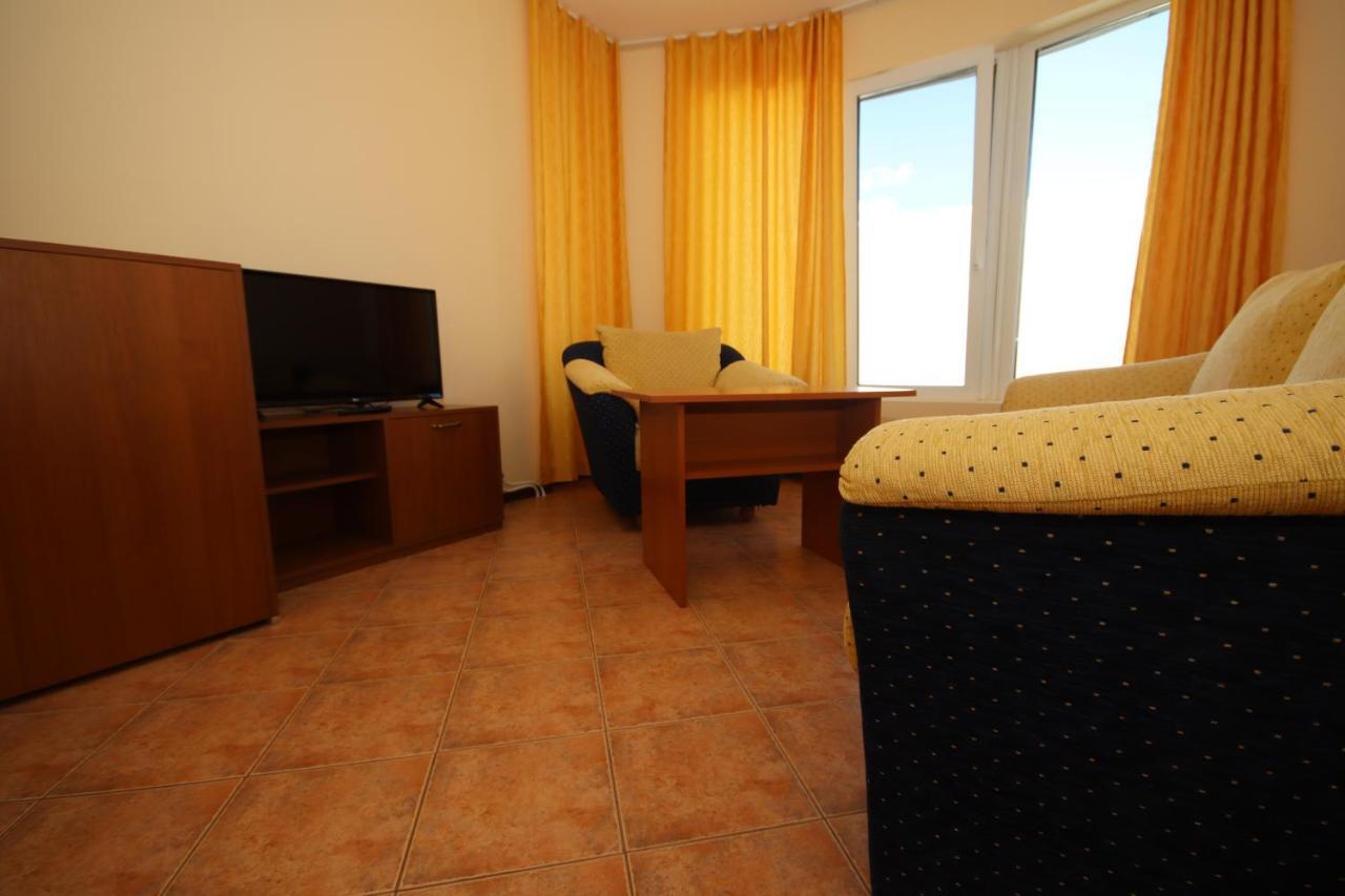 Hotel Continental - Half Board Kiten  Exterior foto